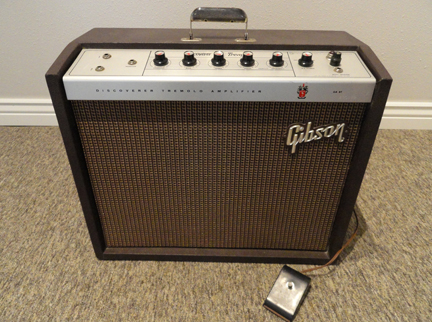 Gibson GA8T with Pedal